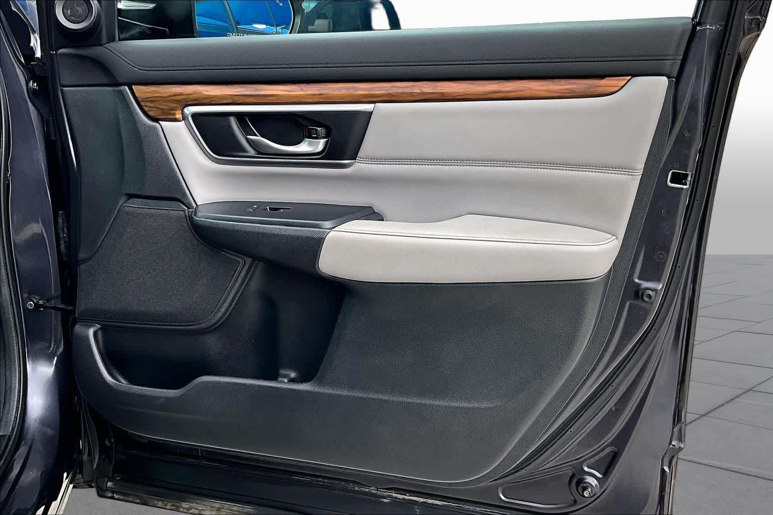 Used 2017 Honda CR-V EX-L image 22