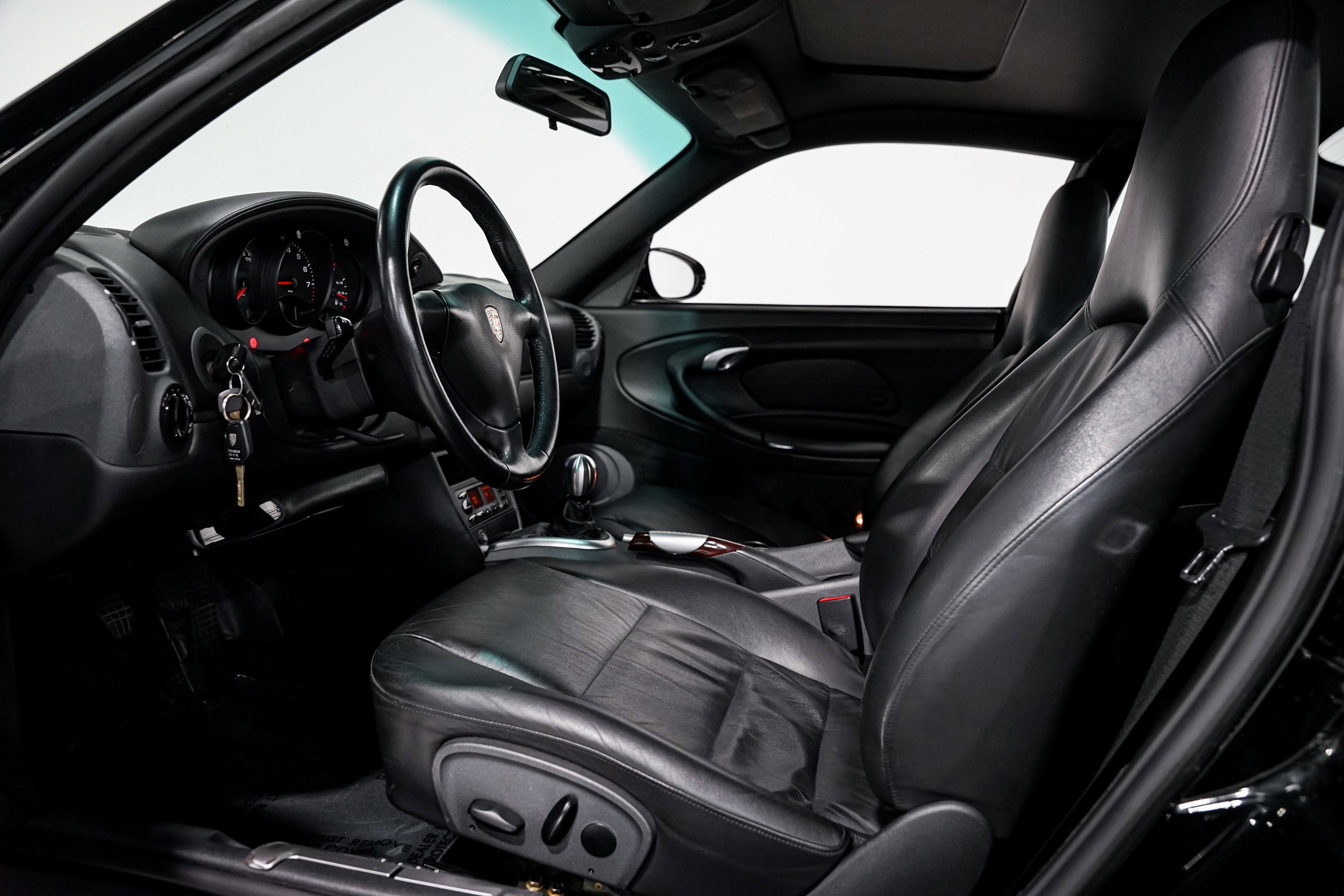 Used 1999 Porsche 911 Carrera image 18