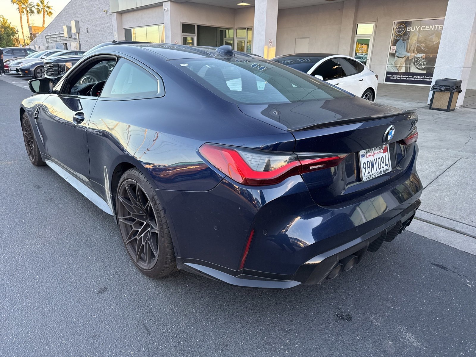Used 2022 BMW M4 xDrive Competition w/ M Carbon Exterior Package image 2