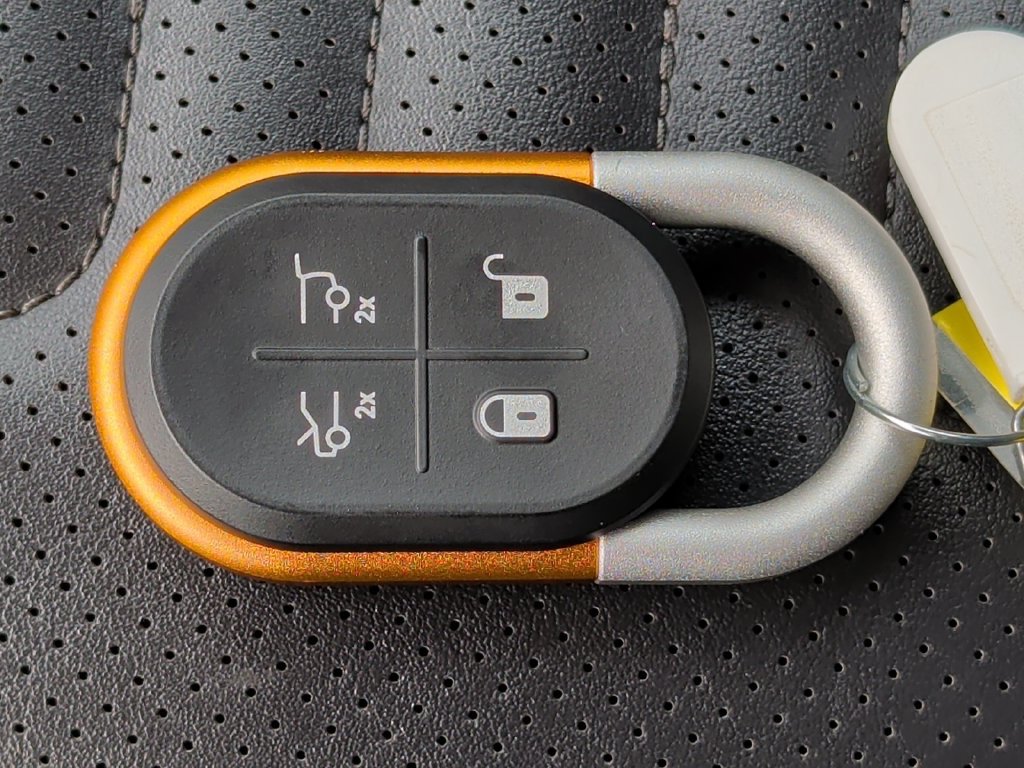 Used 2024 Rivian R1S Adventure Quad AWD/4WD image 39