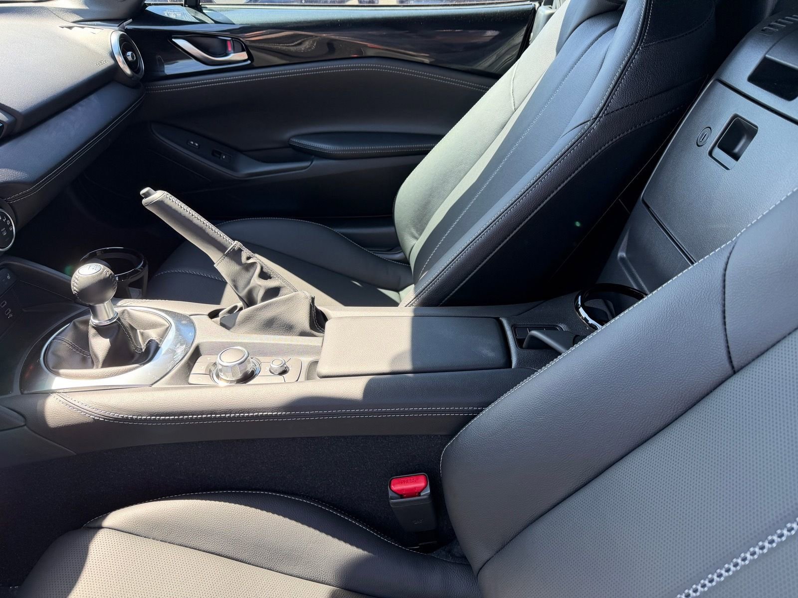 New 2026 MAZDA MX-5 Miata Grand Touring RWD image 13