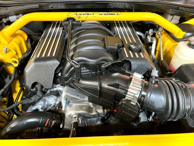 Used 2017 Dodge Challenger SRT w/ Technology Group image 46