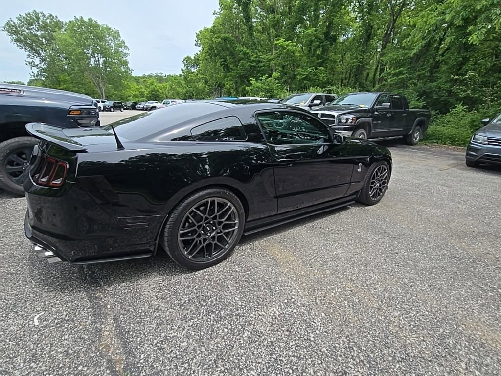 Used 2013 Ford Mustang Shelby GT500 RWD image 8