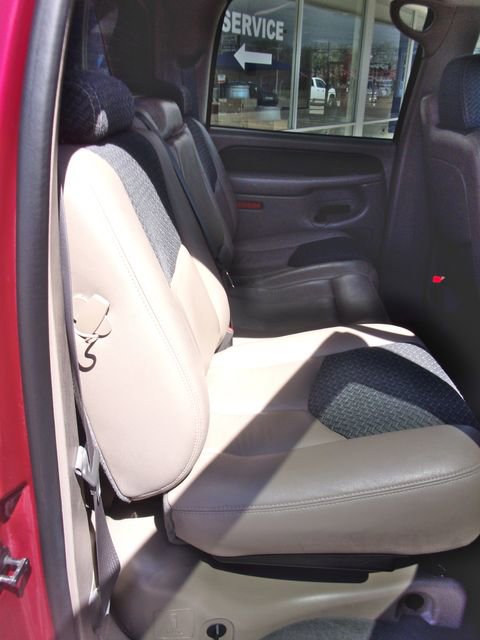 Used 2004 Chevrolet Avalanche Z71 w/ Preferred Equipment Group AWD/4WD image 22