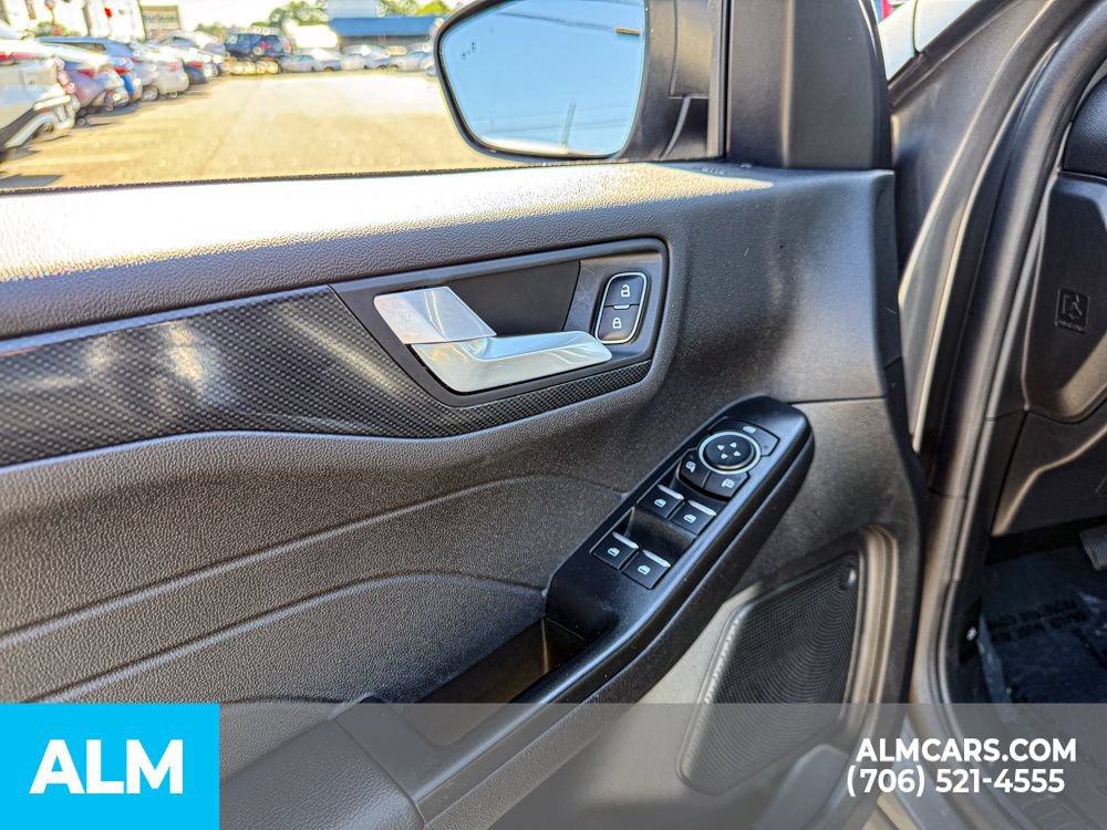 Used 2026 Ford Escape ST-Line FWD image 9