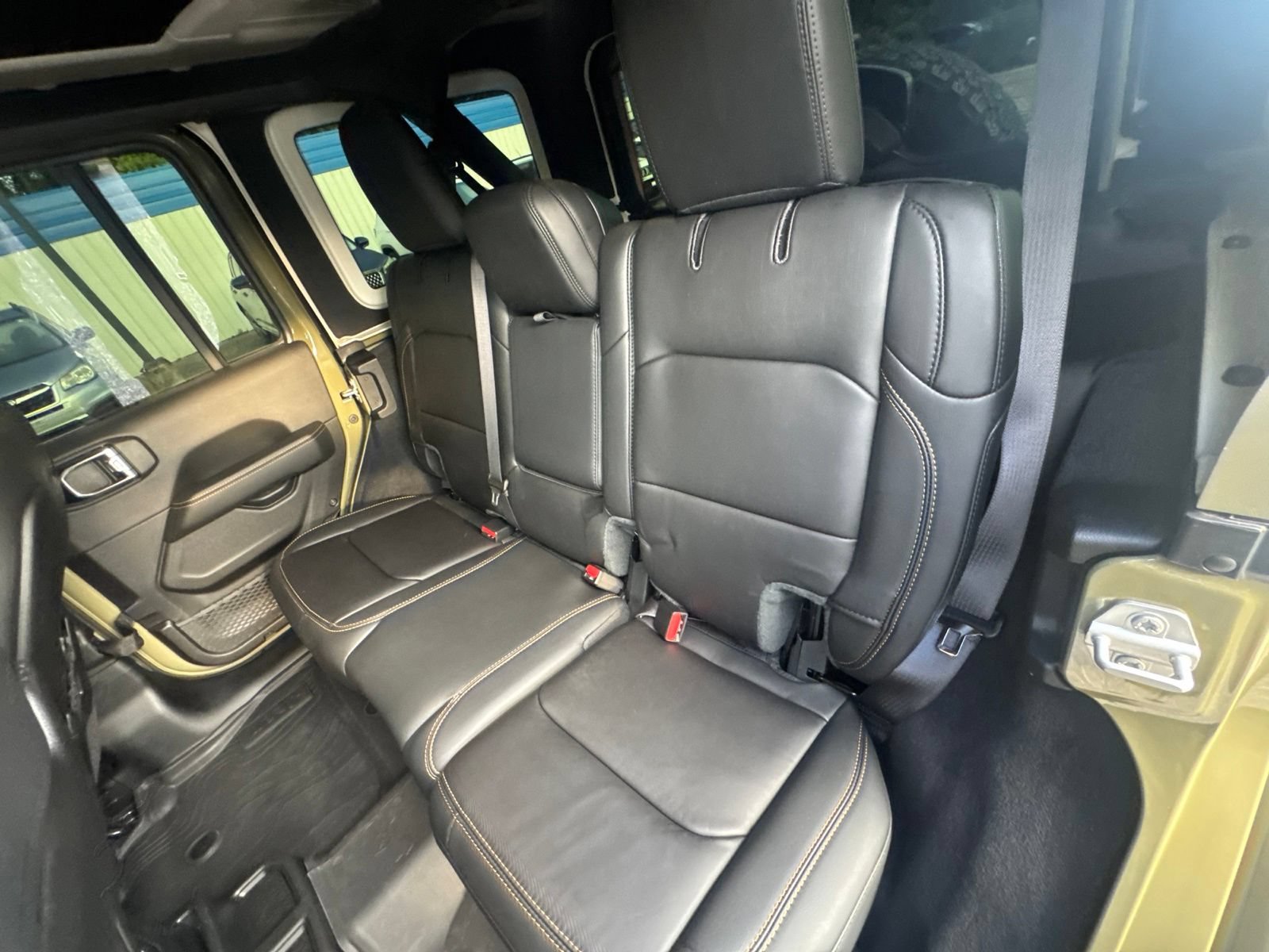 Used 2025 Jeep Wrangler Unlimited Rubicon 392 AWD/4WD image 27
