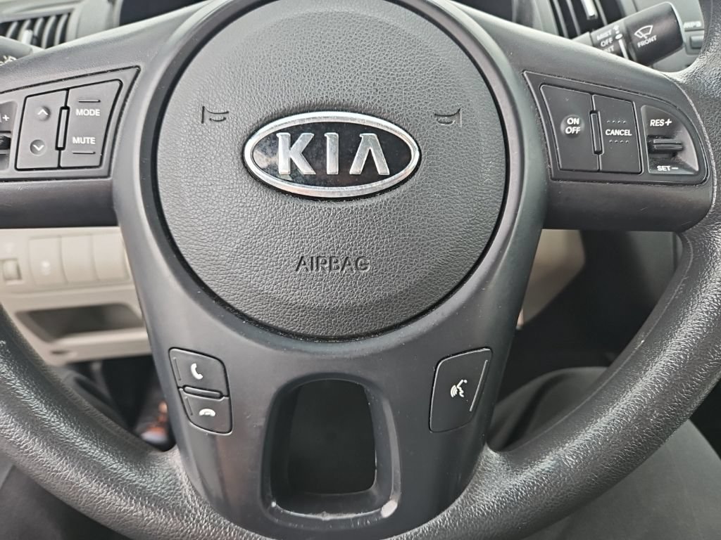 Used 2012 Kia Forte EX FWD image 26