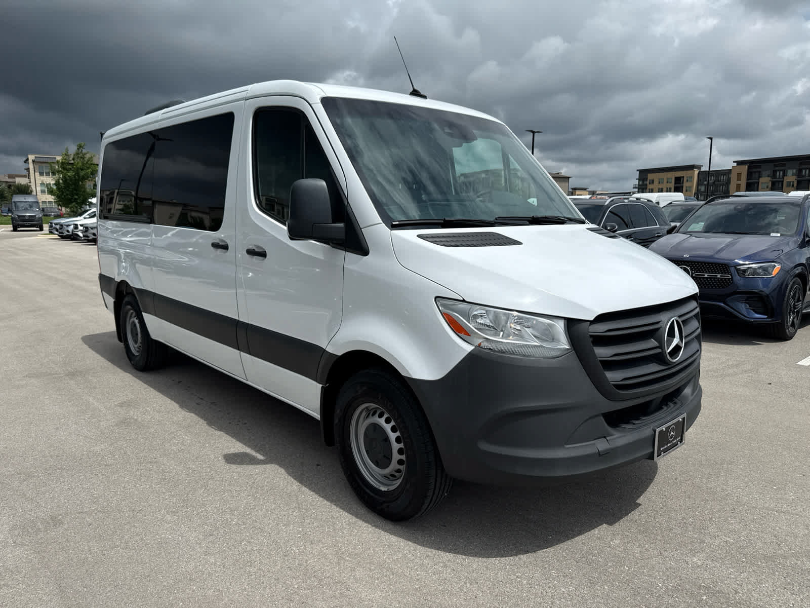 Used 2023 Mercedes-Benz Sprinter 2500 image 4