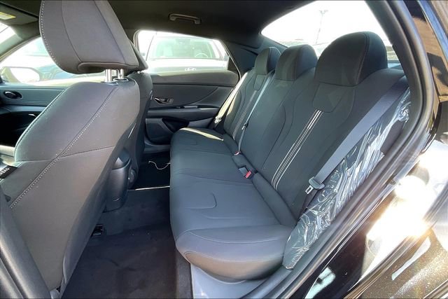 Certified 2025 Hyundai Elantra Sport image 10