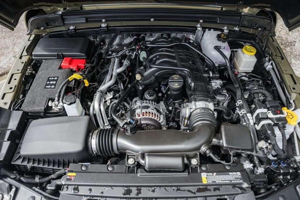 New 2025 Jeep Gladiator Sport AWD/4WD image 20