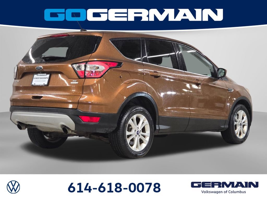 Used 2017 Ford Escape SE image 9