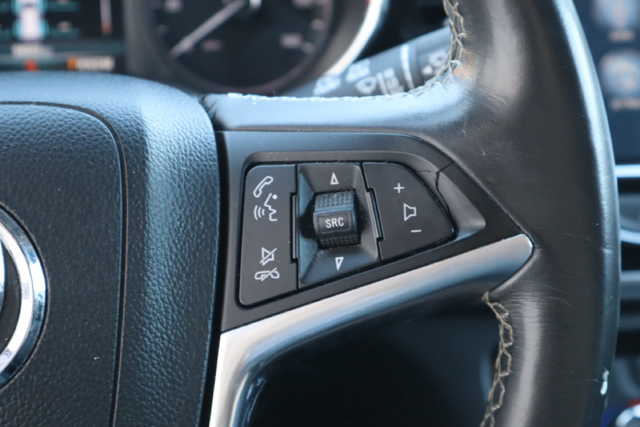 Used 2018 Buick Encore Sport Touring FWD image 13