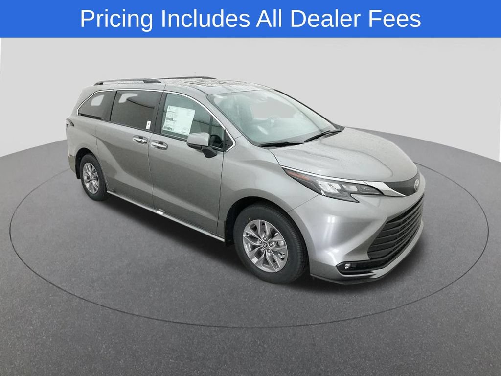 New 2026 Toyota Sienna XLE FWD image 13
