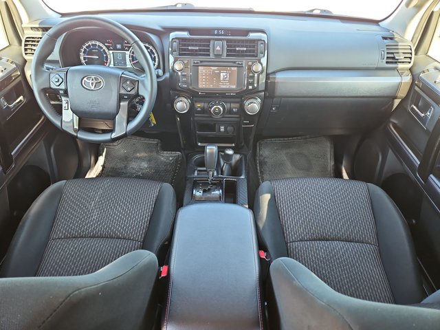 Used 2018 Toyota 4Runner TRD Off-Road AWD/4WD image 18