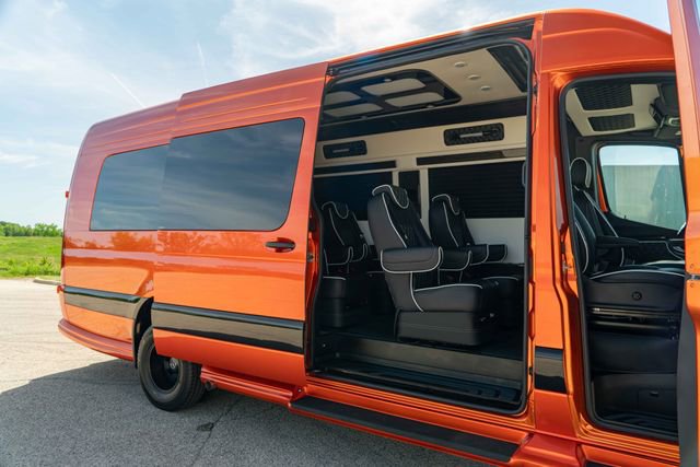 Used 2024 Mercedes-Benz Sprinter 3500 image 26