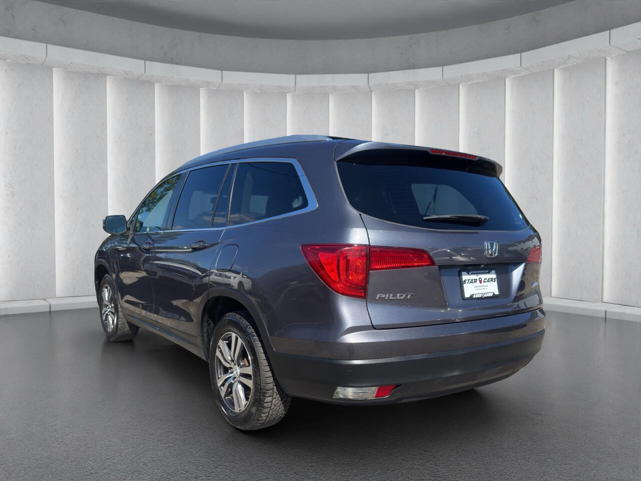 Used 2016 Honda Pilot EX-L image 3