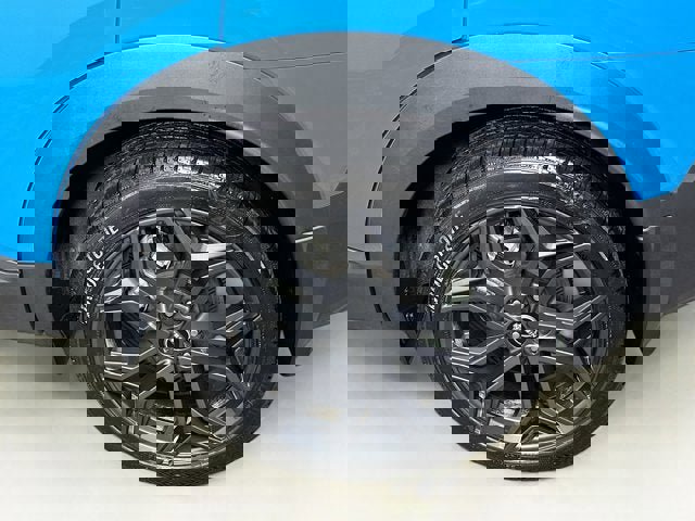 Certified 2025 Nissan Kicks SR w/ SR Premium Package image 27