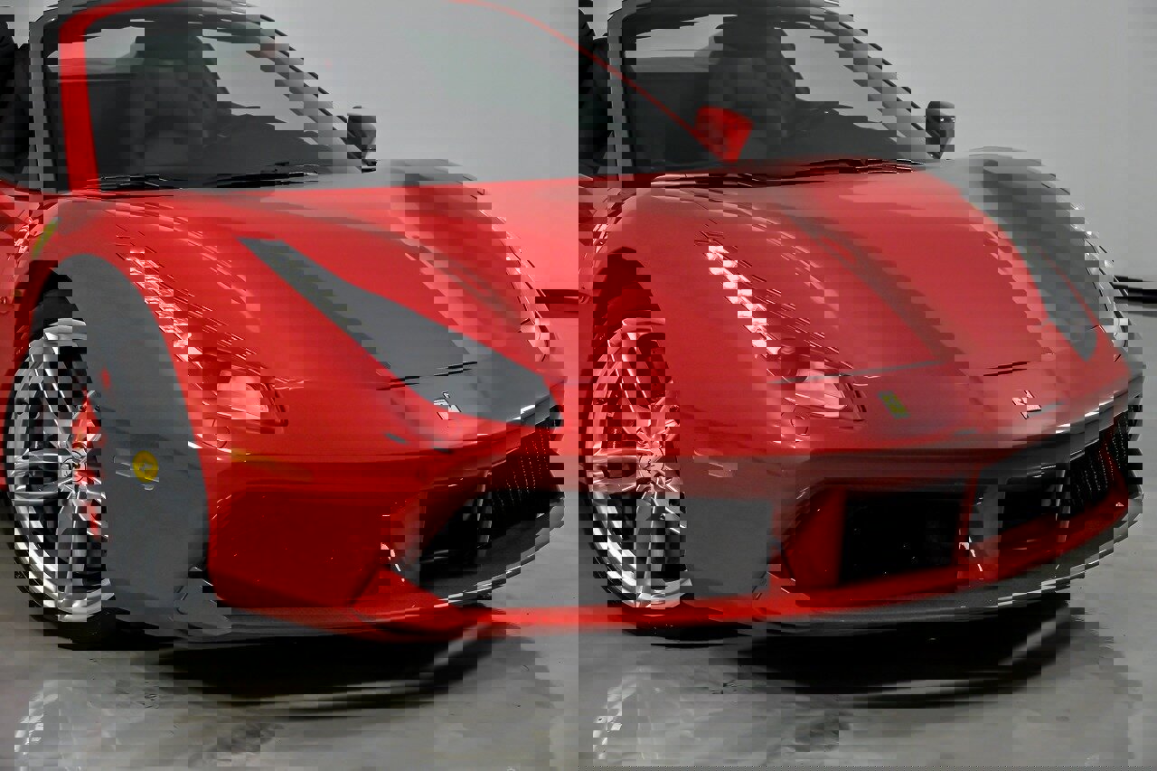 Used 2017 Ferrari 488 Spider RWD image 3