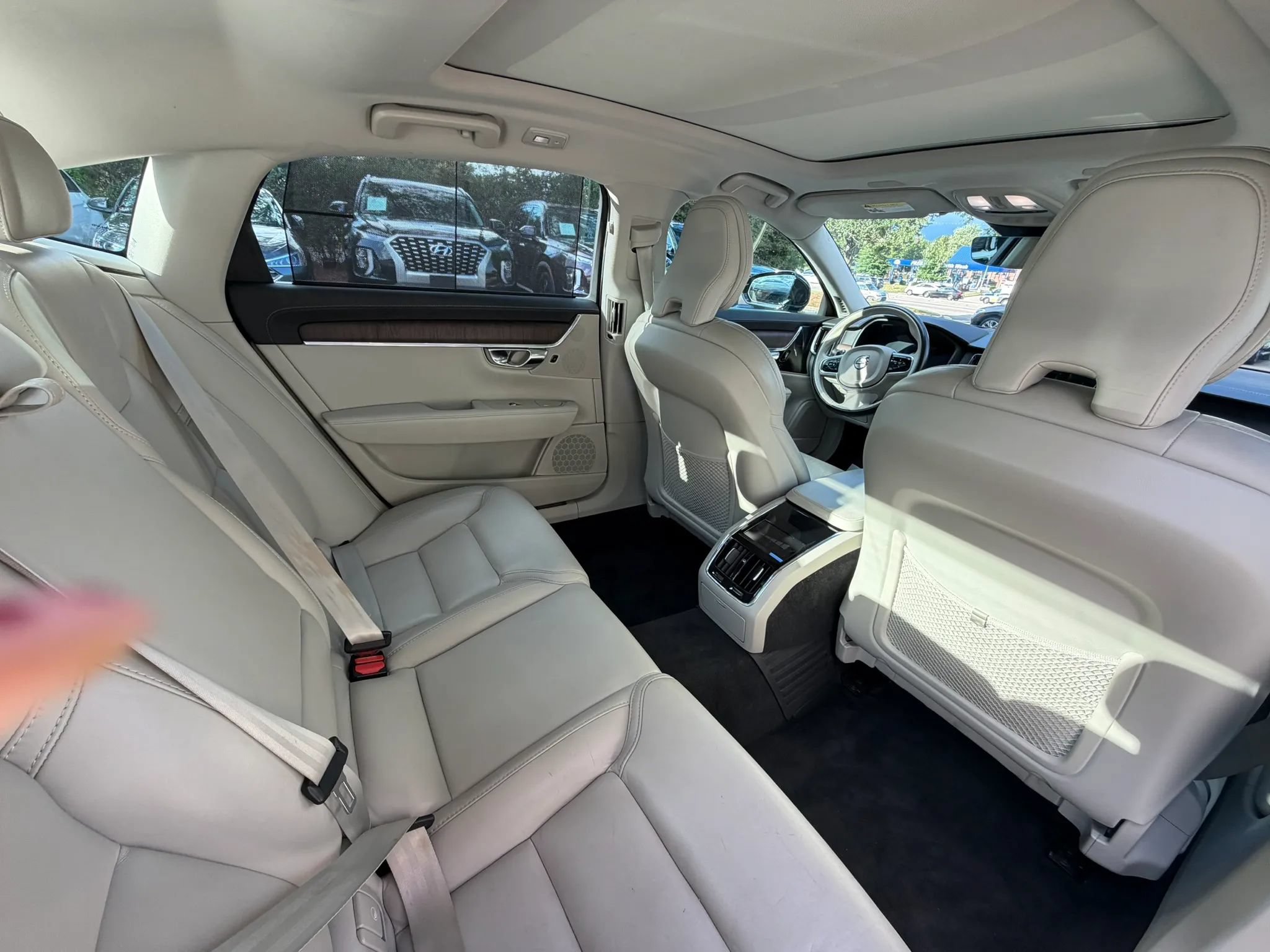 Used 2022 Volvo S90 B6 Inscription w/ Advanced Package AWD/4WD image 14
