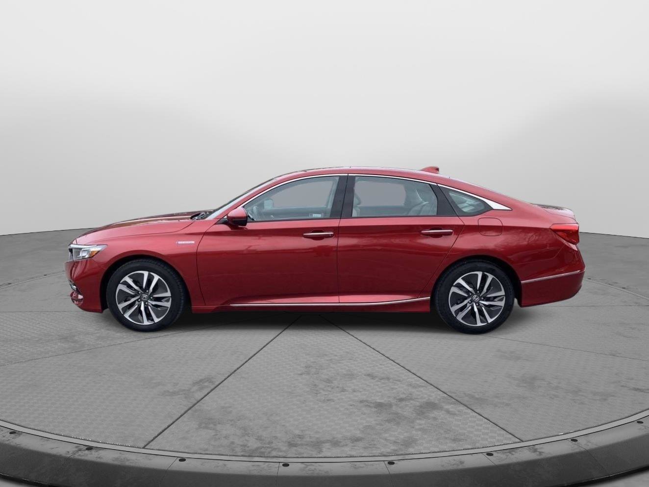 Used 2020 Honda Accord Touring image 6