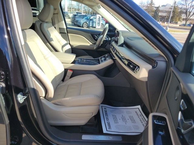 Certified 2024 Lincoln Aviator Reserve w/ Elements Package Plus image 28