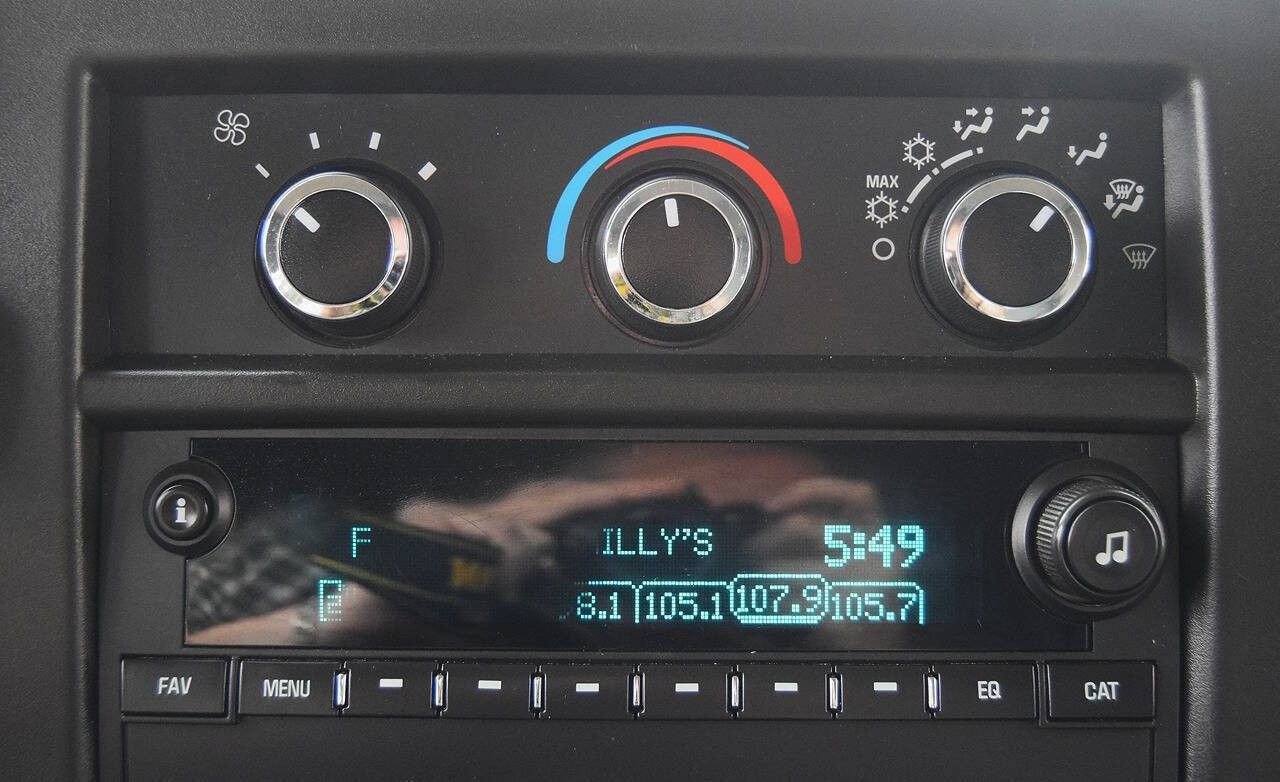 Used 2019 GMC Savana 2500 image 34