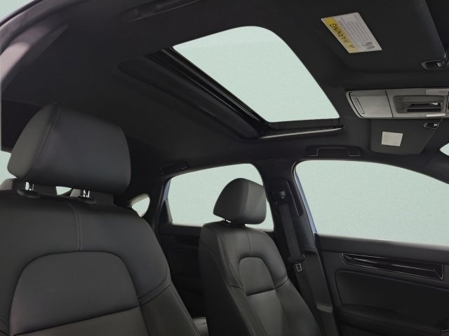 Used 2025 Honda Civic Sport Touring image 8