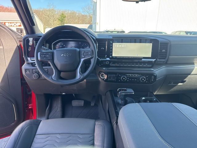 Used 2025 Chevrolet Silverado 1500 ZR2 w/ Technology Package image 21