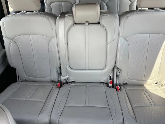 Used 2025 Jeep Wagoneer 4WD image 20