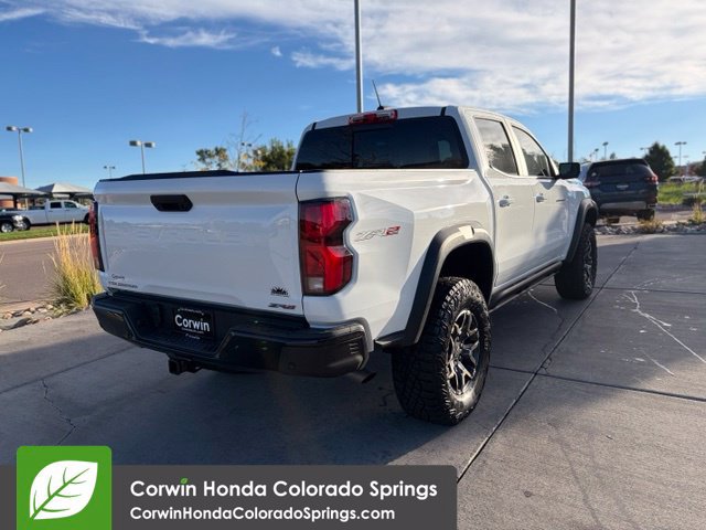 Used 2025 Chevrolet Colorado ZR2 w/ Technology Package AWD/4WD image 7