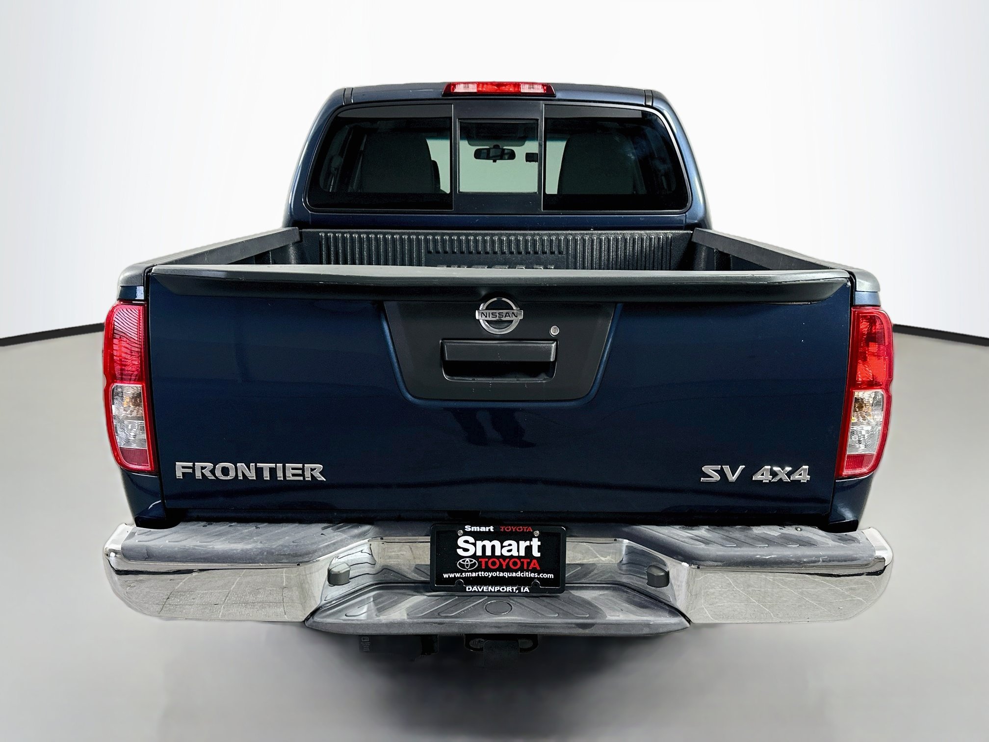 Used 2015 Nissan Frontier SV AWD/4WD image 6