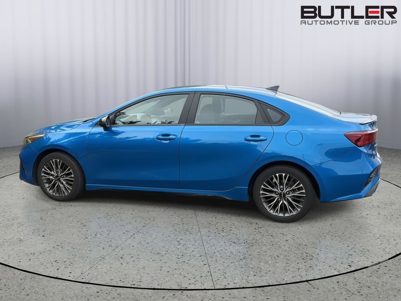 Used 2024 Kia Forte GT-Line FWD image 3