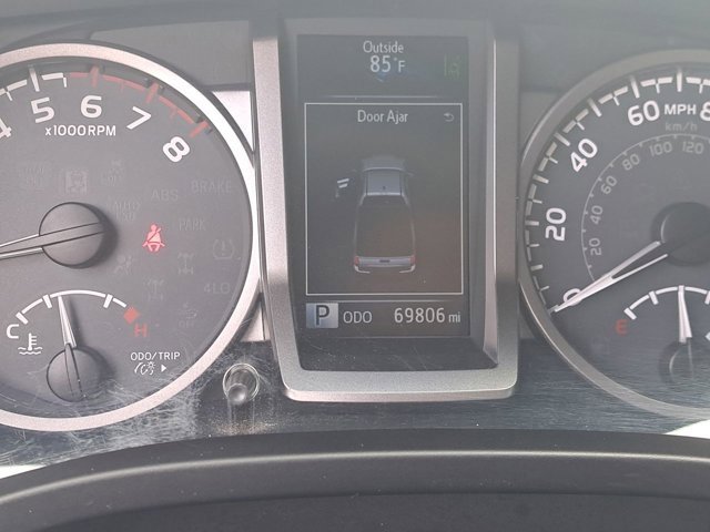 Used 2018 Toyota Tacoma SR5 image 26