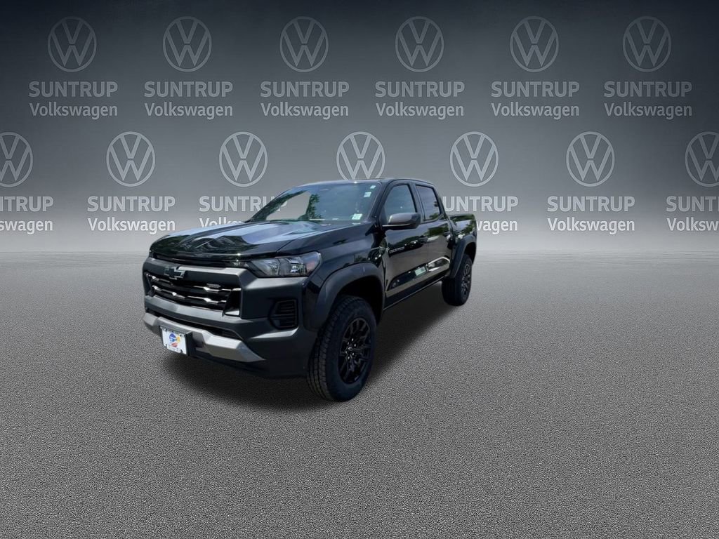 Used 2025 Chevrolet Colorado Trail Boss image 28