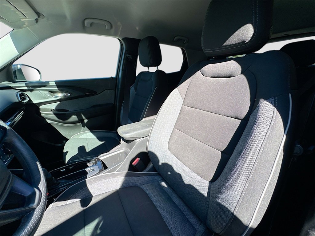 Used 2023 Chevrolet TrailBlazer LT image 18