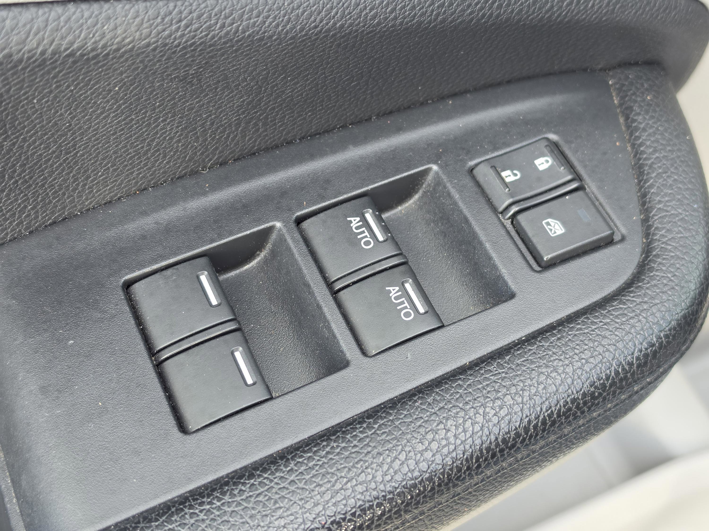 Used 2017 Honda Pilot Touring image 27