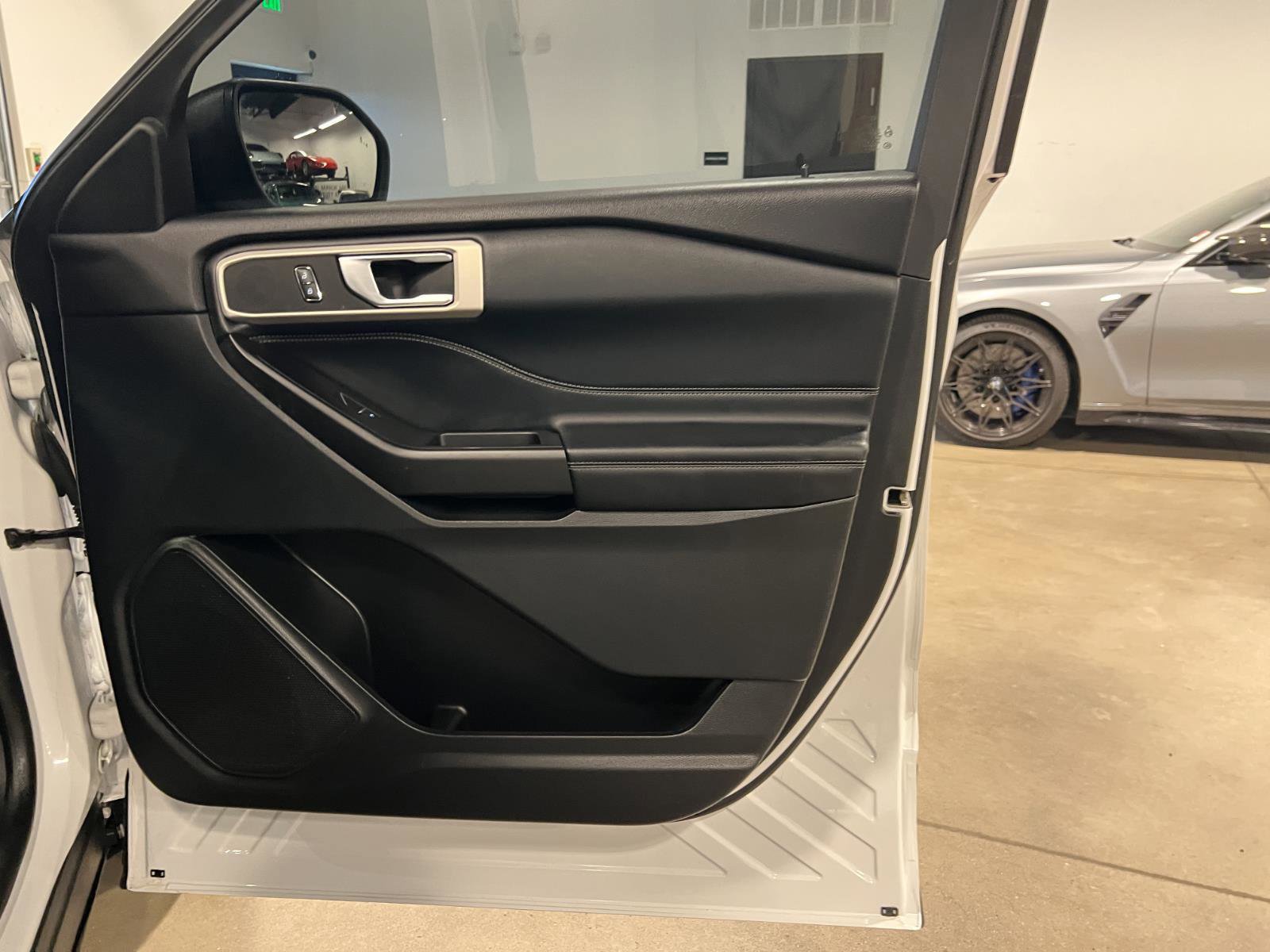 Used 2020 Ford Explorer XLT w/ Equipment Group 202A image 42