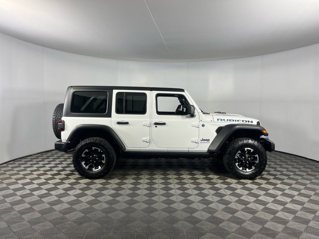 Used 2025 Jeep Wrangler Unlimited Rubicon 4xe w/ Convenience Group image 5