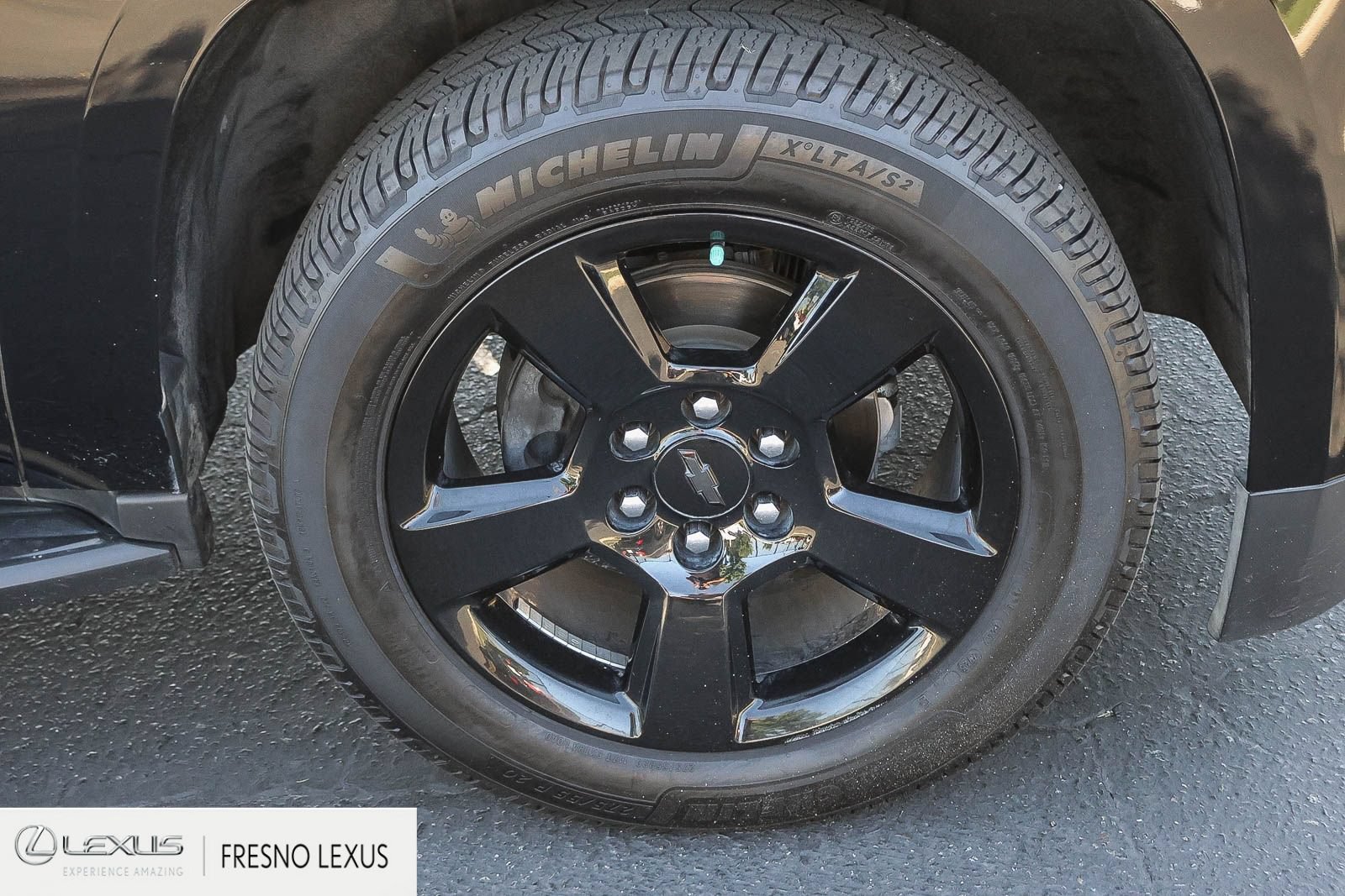 Used 2019 Chevrolet Tahoe LT w/ LT Midnight Edition RWD image 9