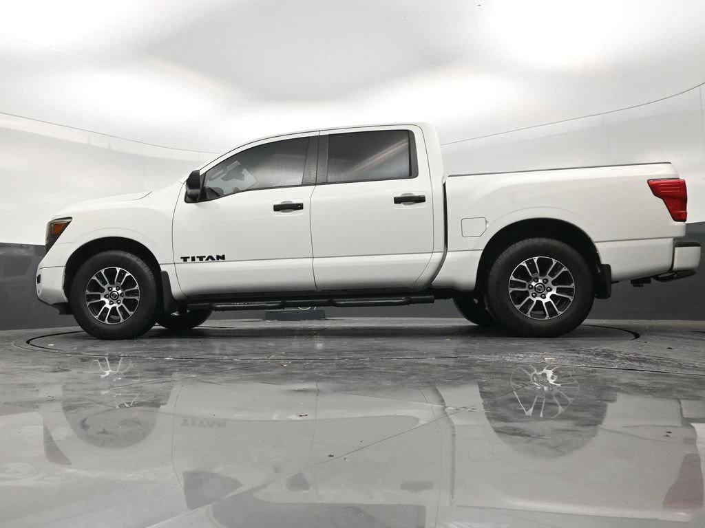 Used 2021 Nissan Titan SV w/ SV Convenience Package RWD image 20