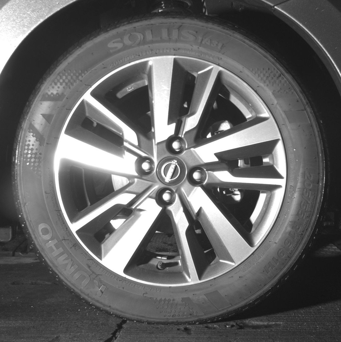 Used 2025 Nissan Versa SV image 13