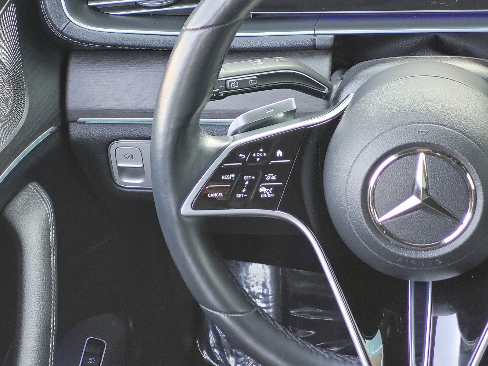 Used 2024 Mercedes-Benz GLS 450 4MATIC image 13