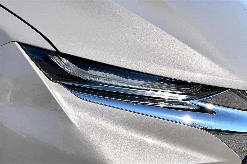 Used 2021 Chevrolet Blazer Premier w/ Driver Confidence II Package image 31