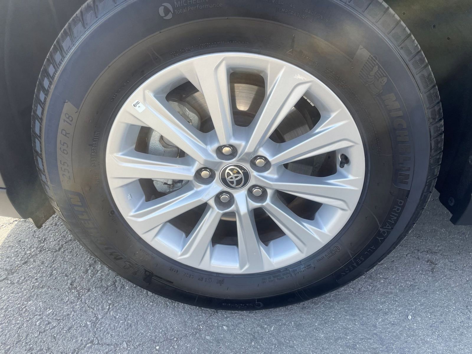 Used 2025 Toyota Grand Highlander FWD image 30