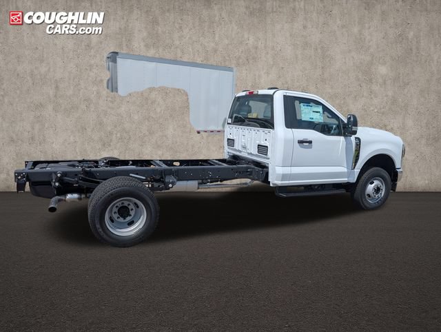 New 2026 Ford F350 XL w/ XL Chrome Package AWD/4WD image 9