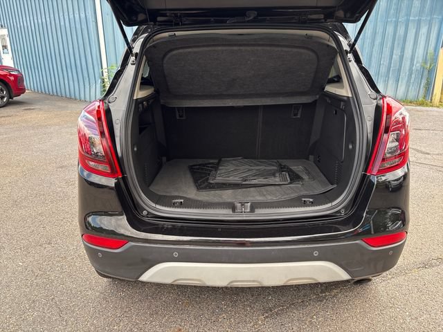 Used 2021 Buick Encore Preferred w/ Safety Package II AWD/4WD image 21