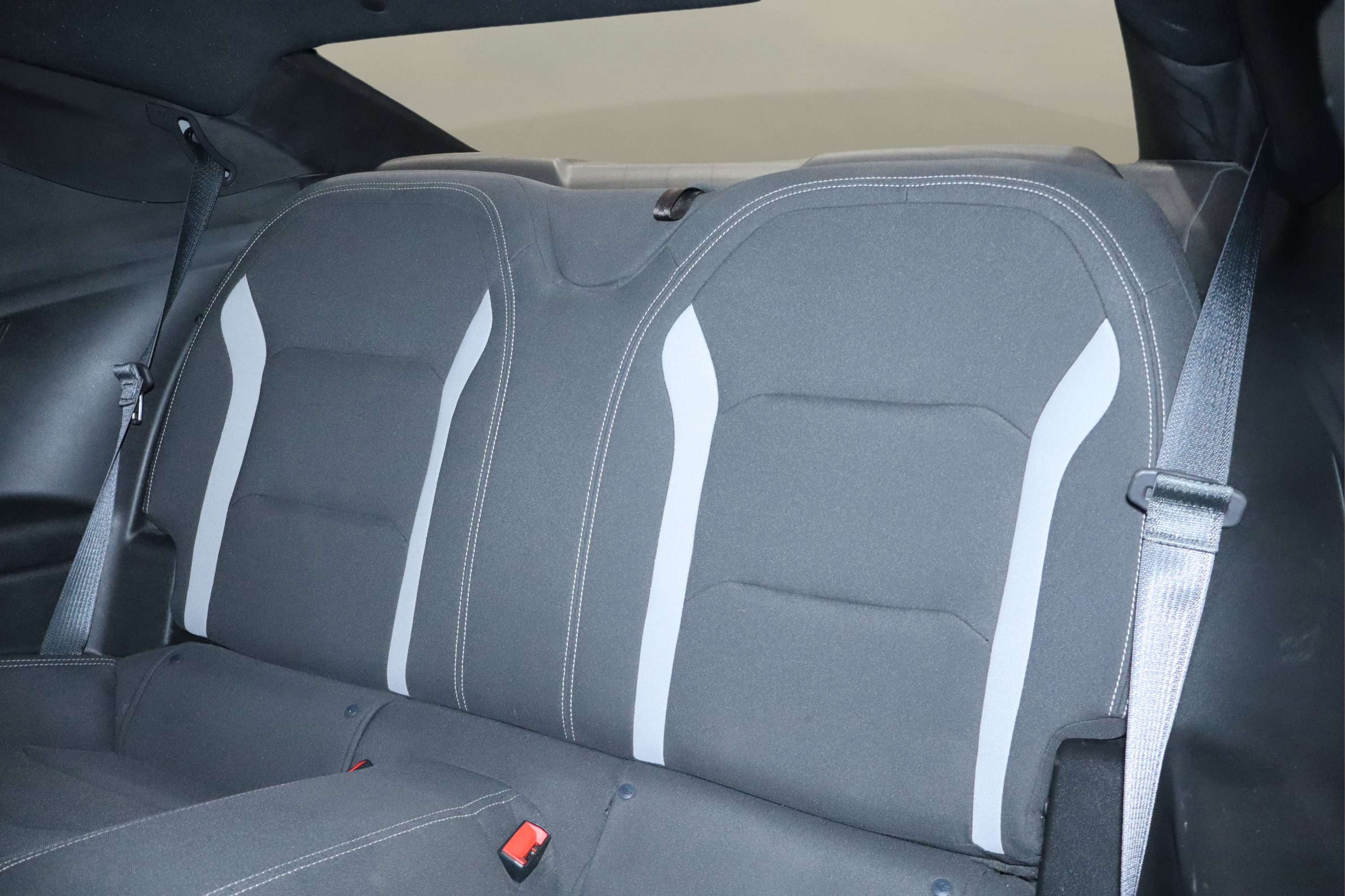 Used 2020 Chevrolet Camaro LT image 13