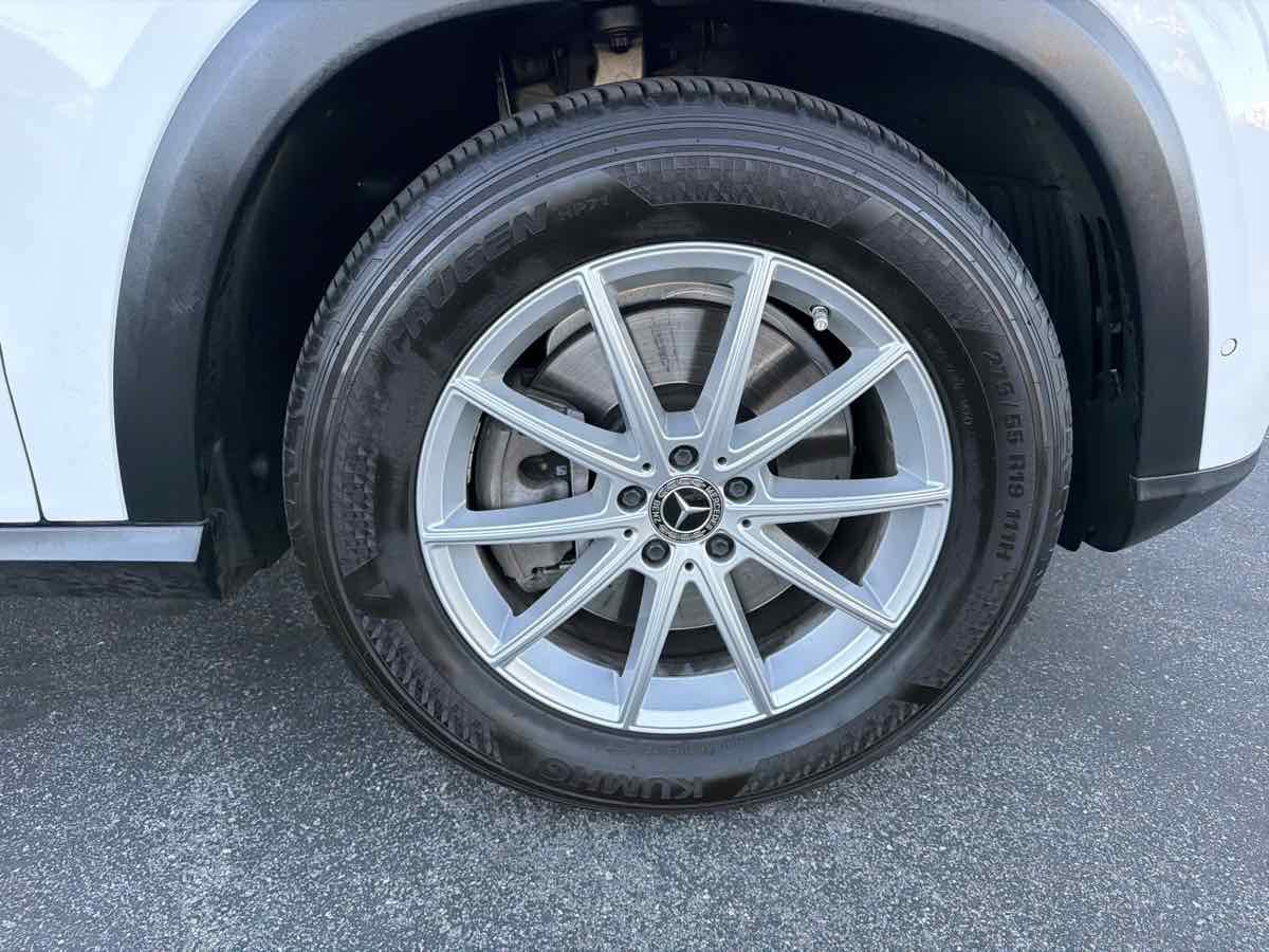 Used 2024 Mercedes-Benz GLE 450e 4MATIC image 49
