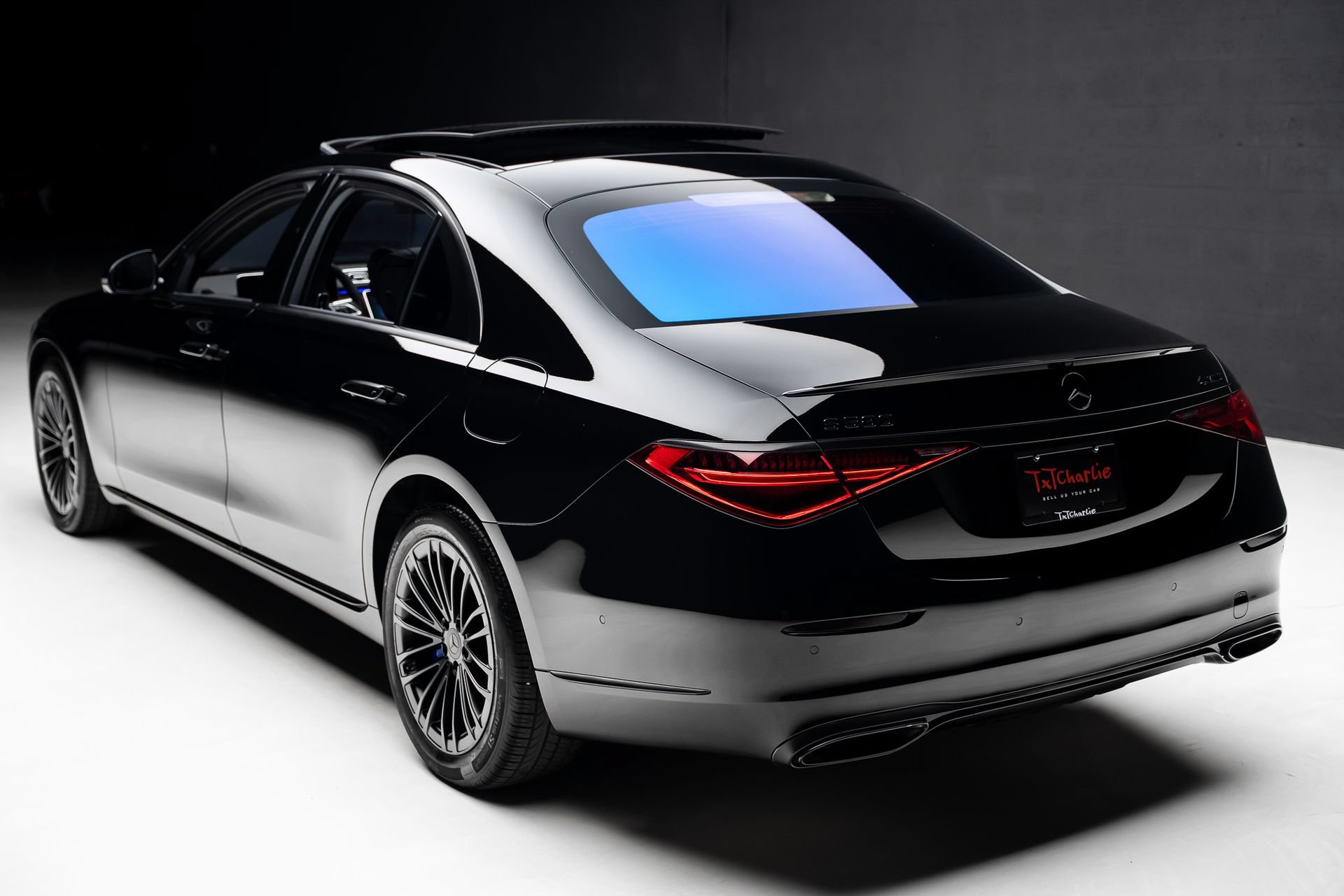 Used 2024 Mercedes-Benz S 580e 4MATIC Sedan w/ Warmth & Comfort Package image 23