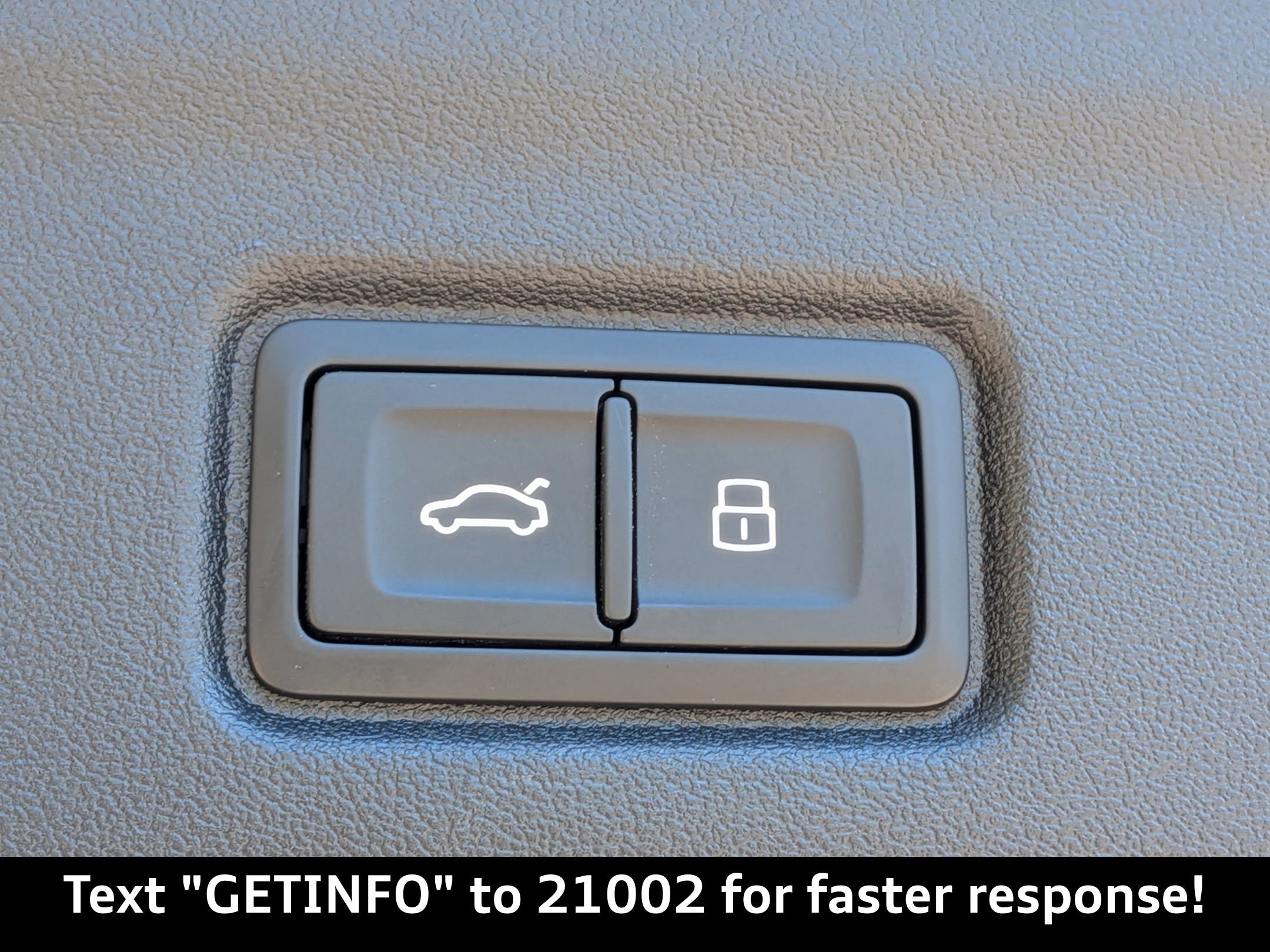 Used 2025 Audi SQ6 e-tron Prestige w/ 21" Black Optic Wheel Package image 15